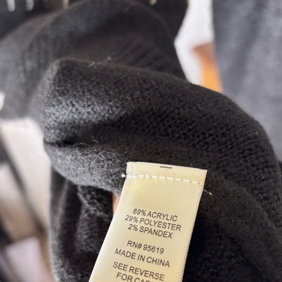 JohnPaulRichard Black and Cream TurtleNeck Sweater - Picture 3 of 4